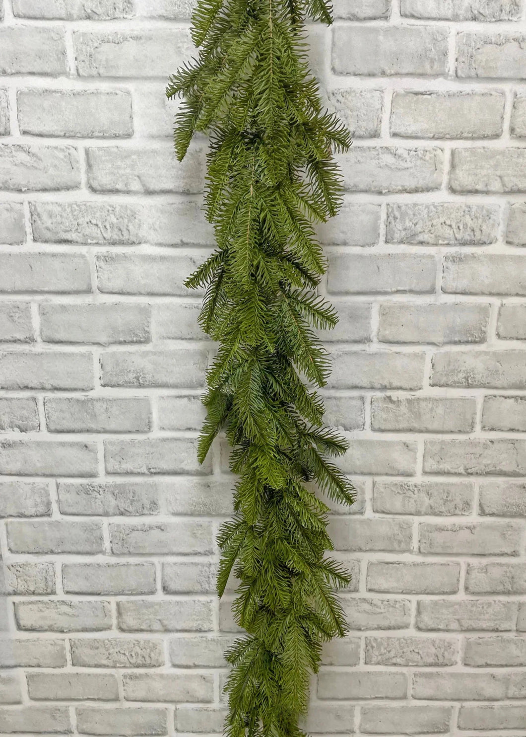 Balsam Fir Garland With Natural Pine